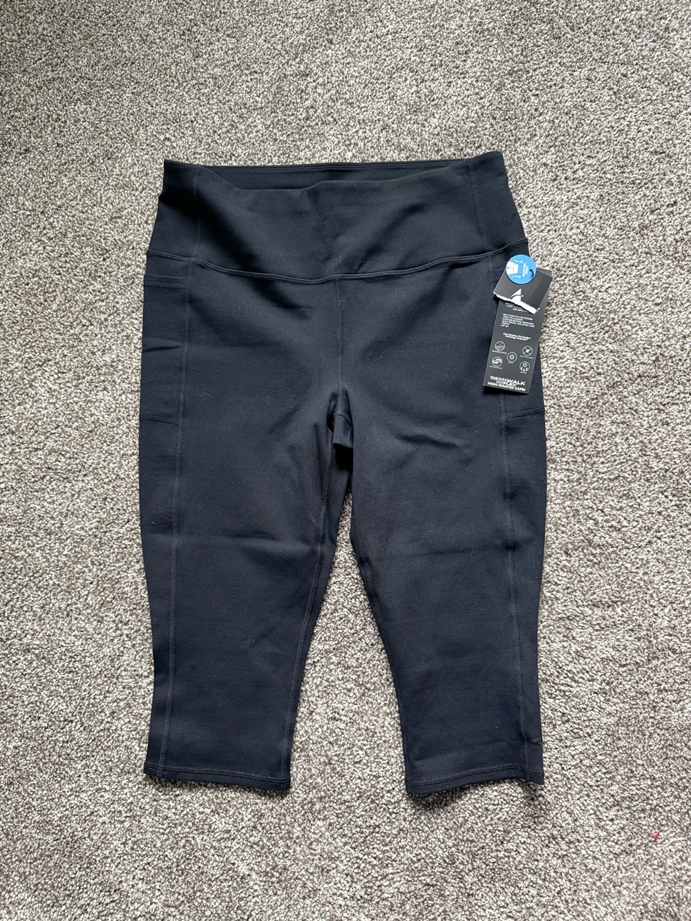 NWT Skechers Black Capri Leggings